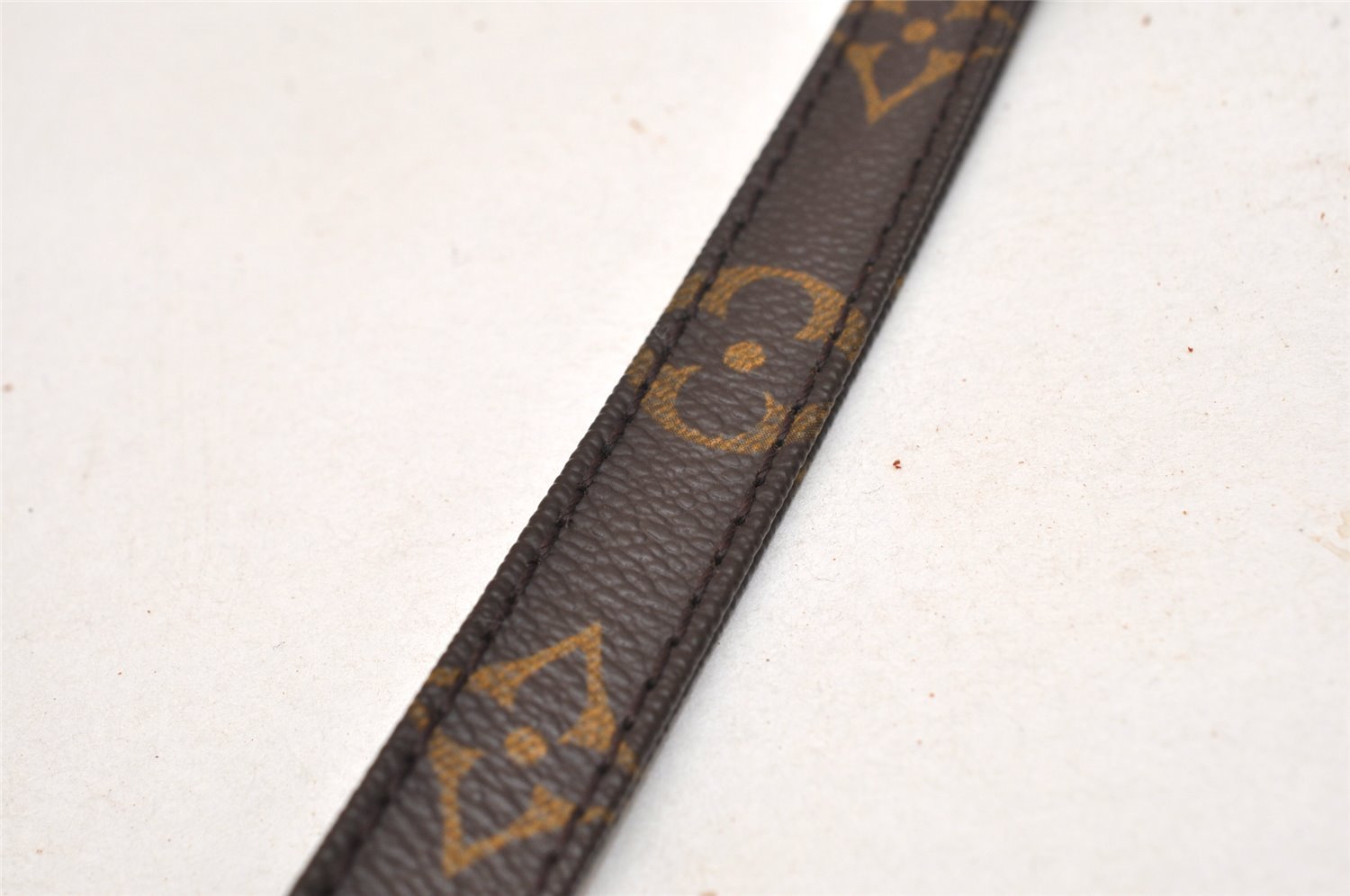 Authentic Louis Vuitton Monogram Shoulder Strap 46.3