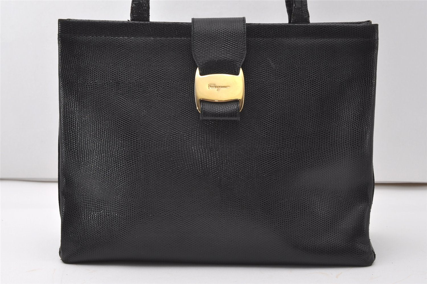 Authentic Salvatore Ferragamo Vara Leather Shoulder Tote Bag Black SF 9645I