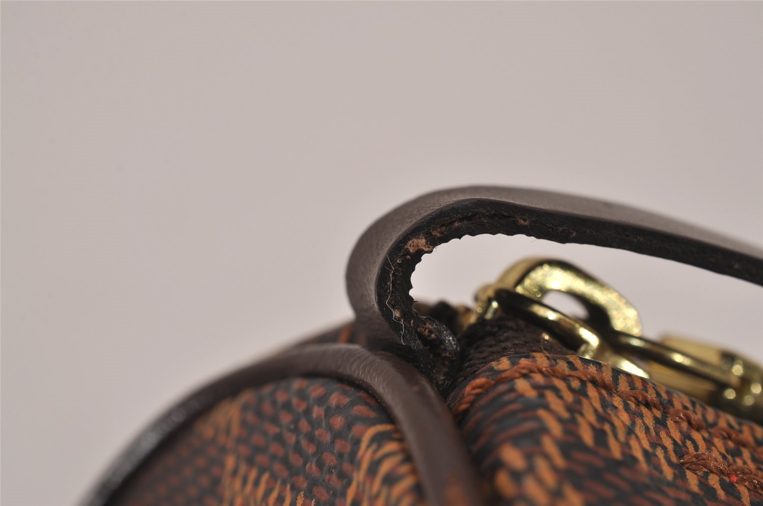 Authentic Louis Vuitton Damier Papillon Pouch Purse LV  9651I