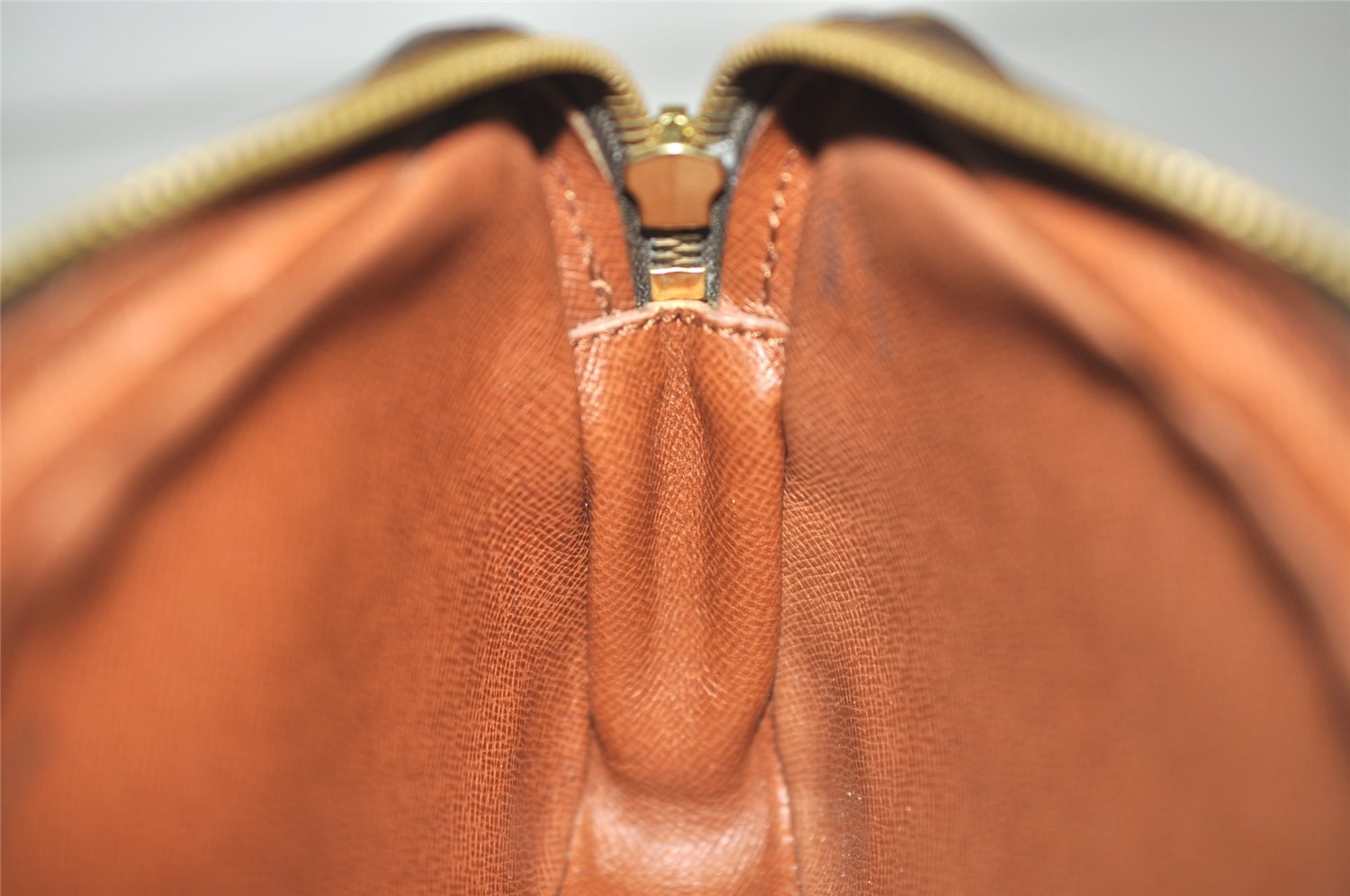 Authentic Louis Vuitton Monogram Marly Dragonne PM M51827 Clutch Hand Bag 9660J