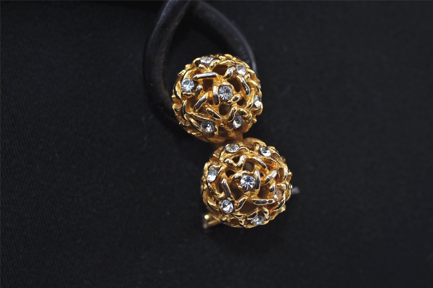 Authentic GUCCI Chain Shoulder Cross Bag Purse Cotton Leather Black 9662I