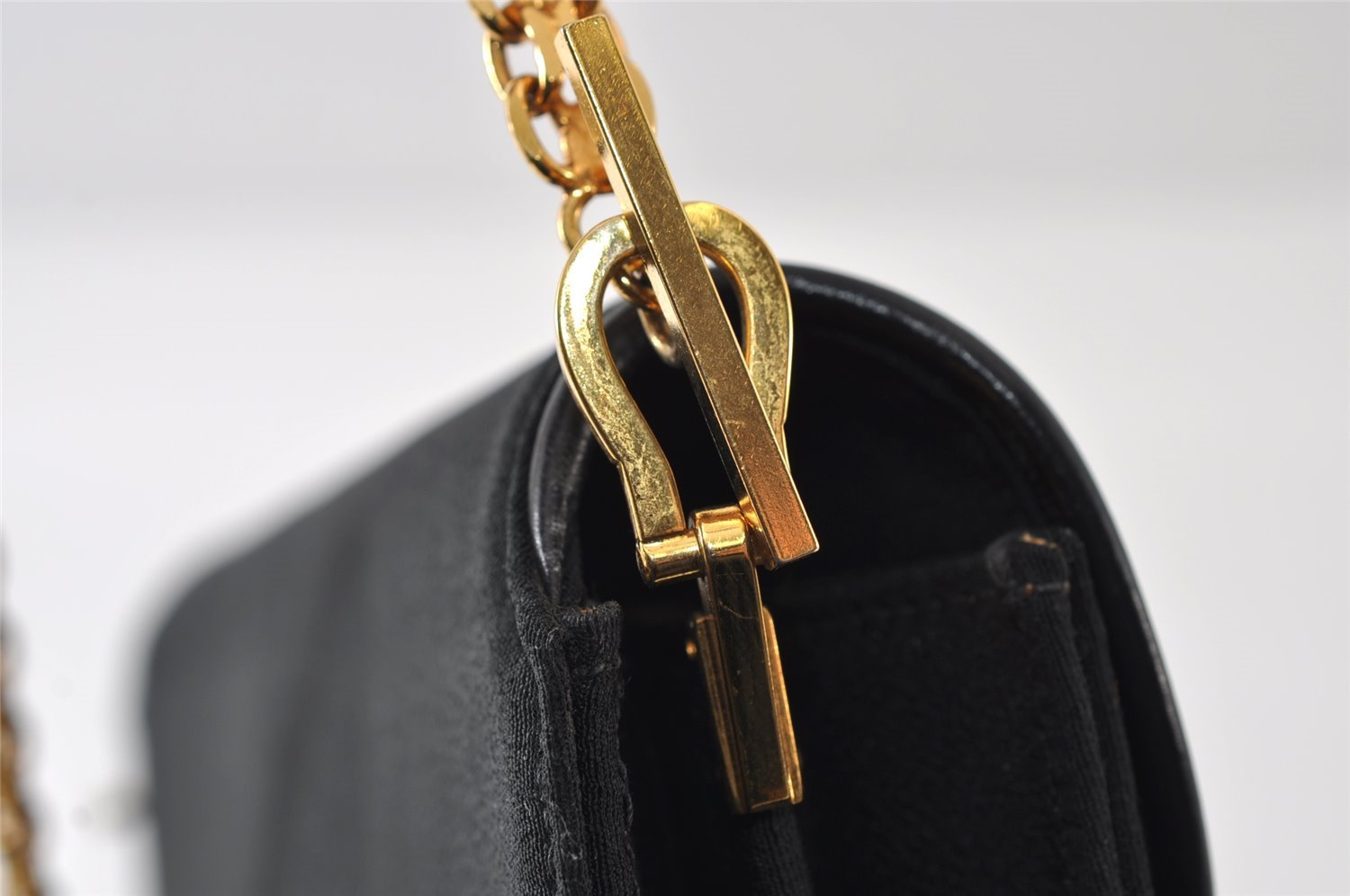 Authentic GUCCI Chain Shoulder Cross Bag Purse Cotton Leather Black 9662I