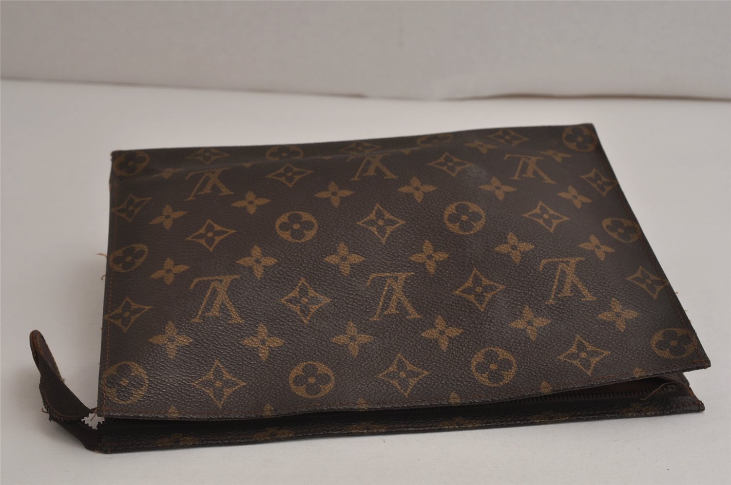 Authentic Louis Vuitton Monogram Poche Toilette 26 Pouch Old Model LV Junk 9663J