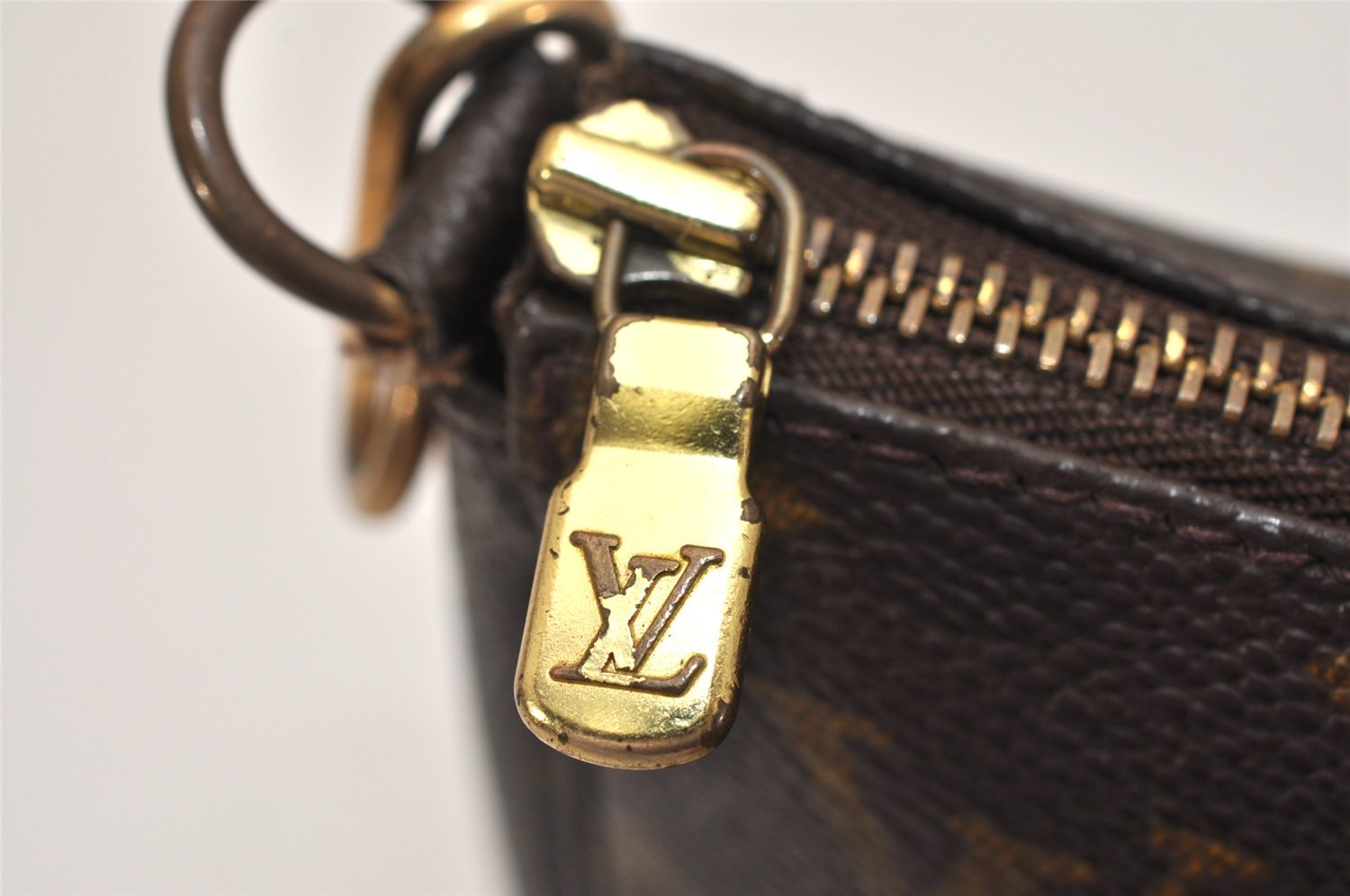 Authentic Louis Vuitton Monogram Pochette Accessoires Pouch M51980 LV Junk 9666J