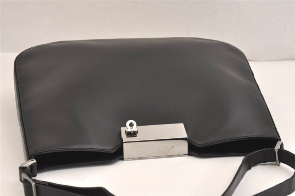 Authentic Salvatore Ferragamo Gancini Leather Shoulder Hand Bag Black SF 9667J