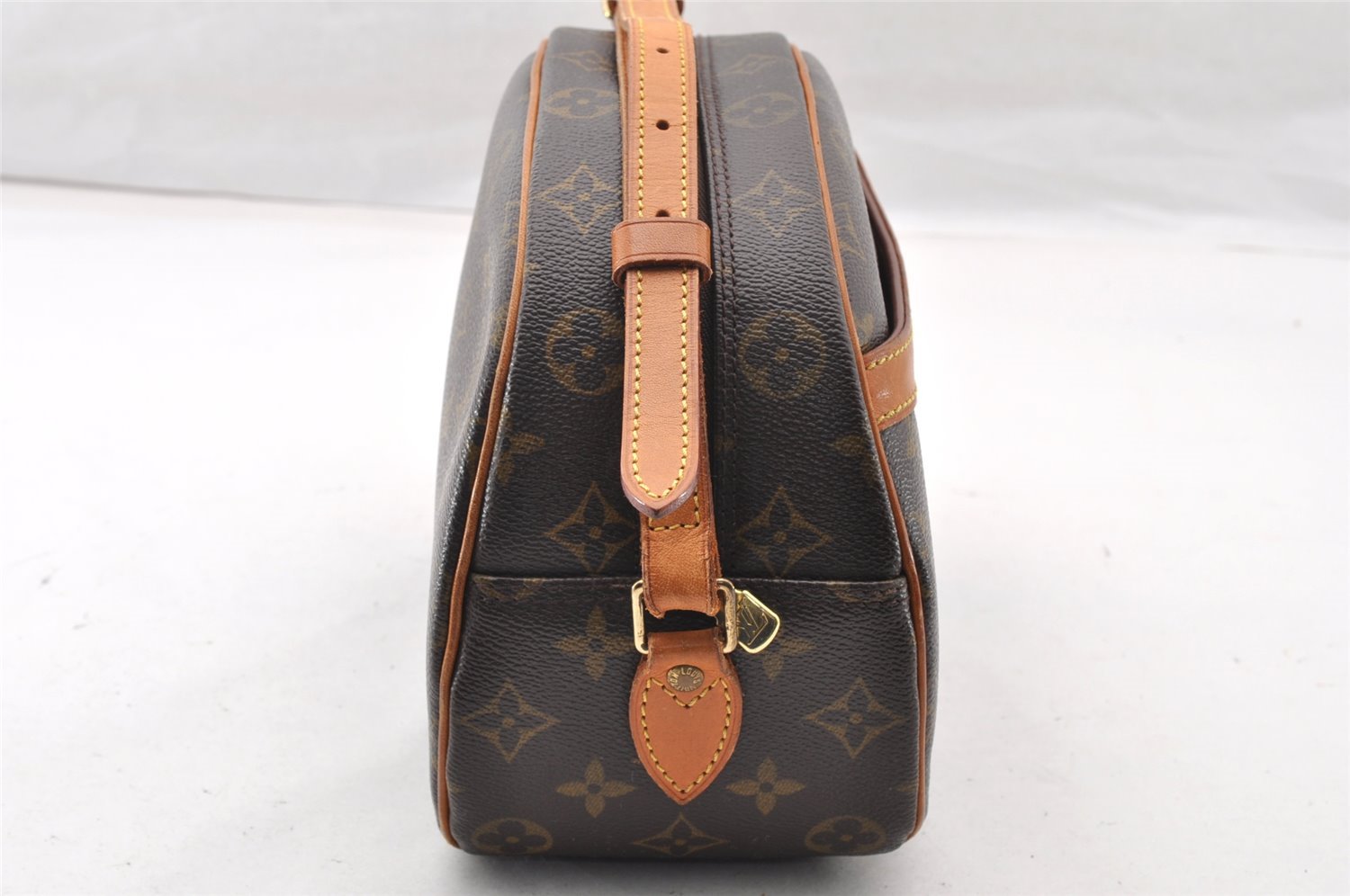 Authentic Louis Vuitton Monogram Blois Shoulder Cross Body Bag M51221 LV 9678I