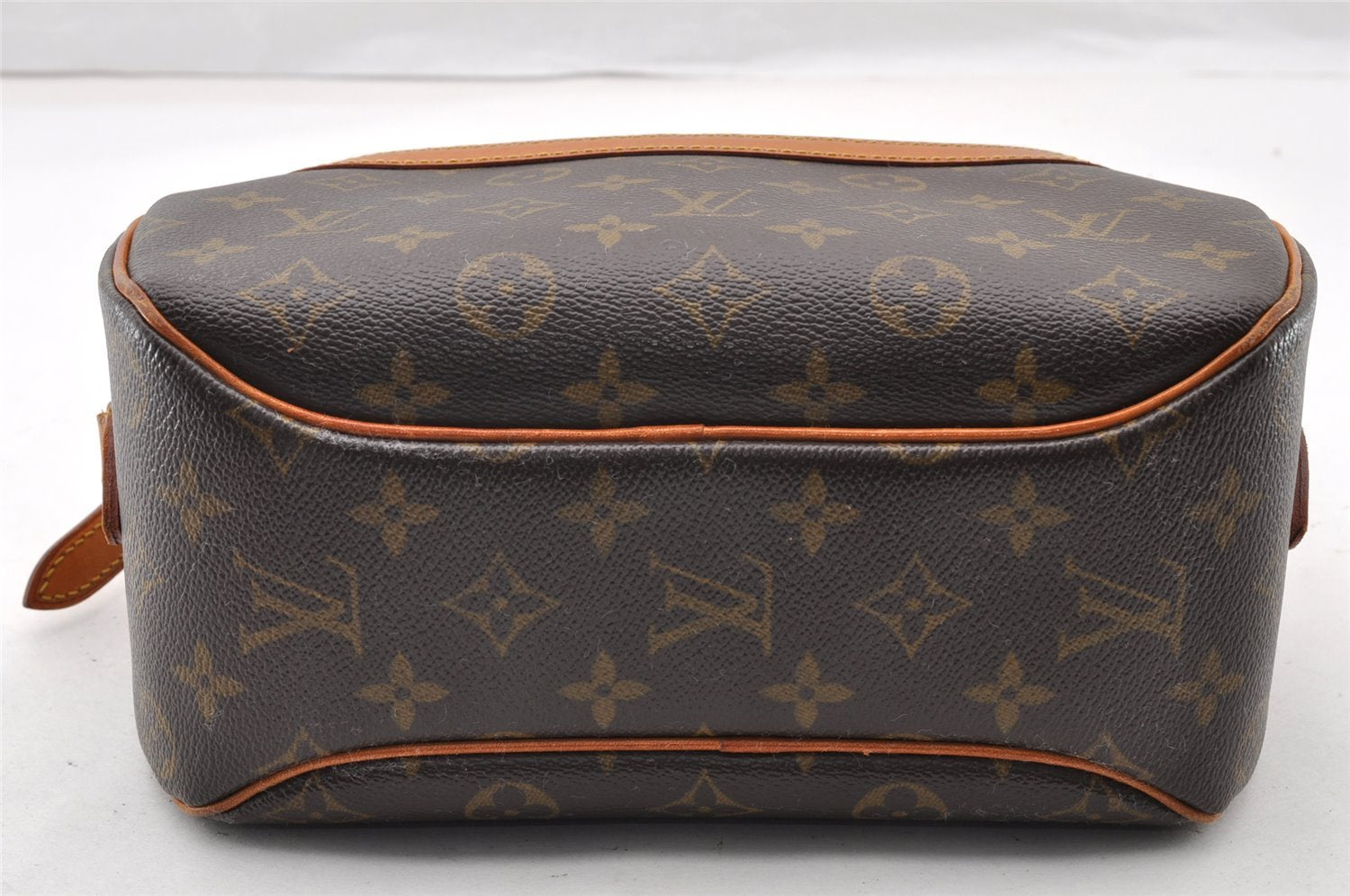 Authentic Louis Vuitton Monogram Blois Shoulder Cross Body Bag M51221 LV 9678I