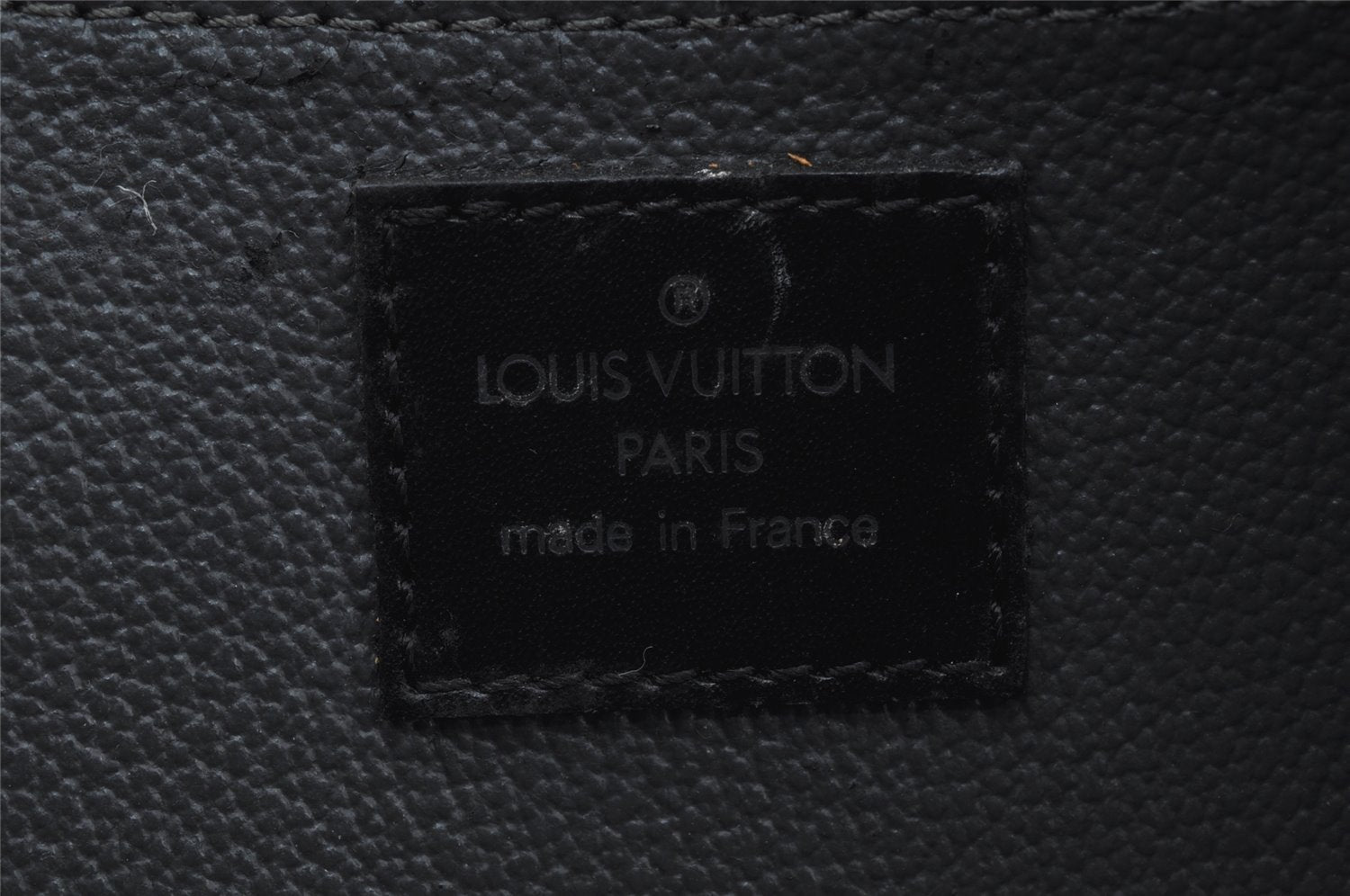 Authentic Louis Vuitton Epi Dauphine MM Pouch Clutch Bag Black M48452 LV 9680I