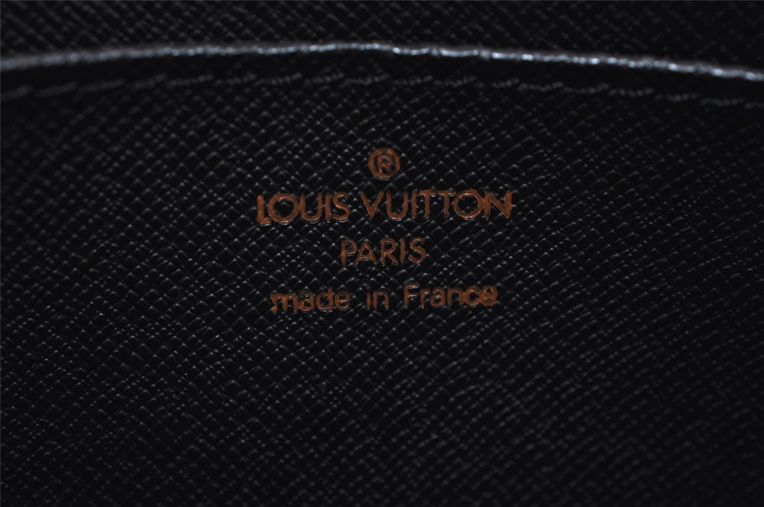 Authentic Louis Vuitton Epi Pochette Homme Clutch Hand Bag Black M52522 LV 9684I