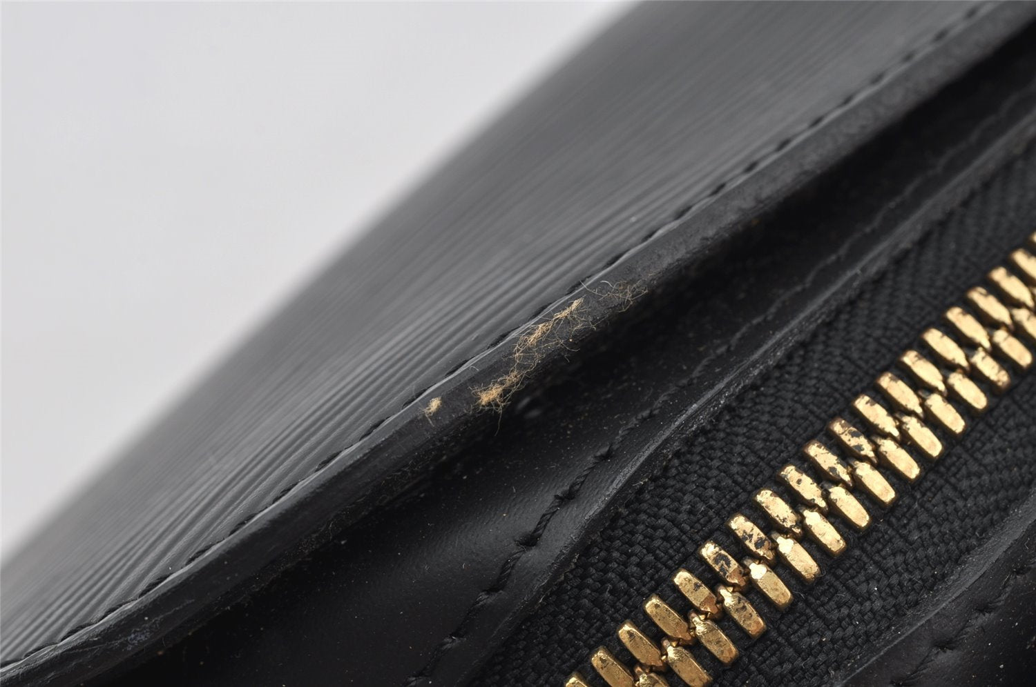 Authentic Louis Vuitton Epi Dauphine GM Pouch Clutch Bag Black M48432 LV 9687I