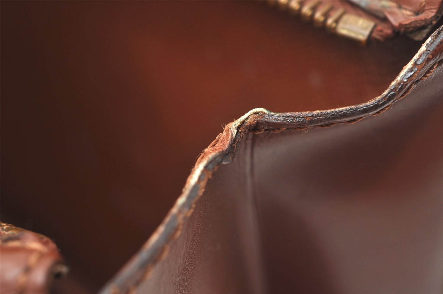 Authentic Louis Vuitton Monogram Pochette Homme Clutch Hand Bag M51795 LV 9688I