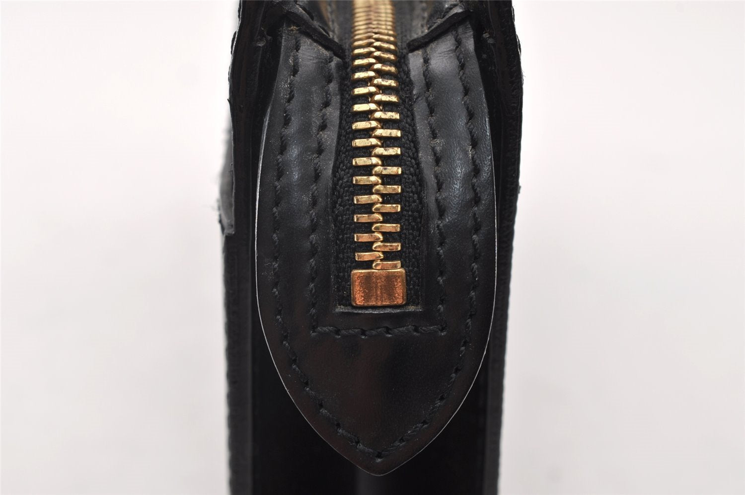 Authentic Louis Vuitton Epi Pochette Homme Clutch Hand Bag Black M52522 LV 9690I