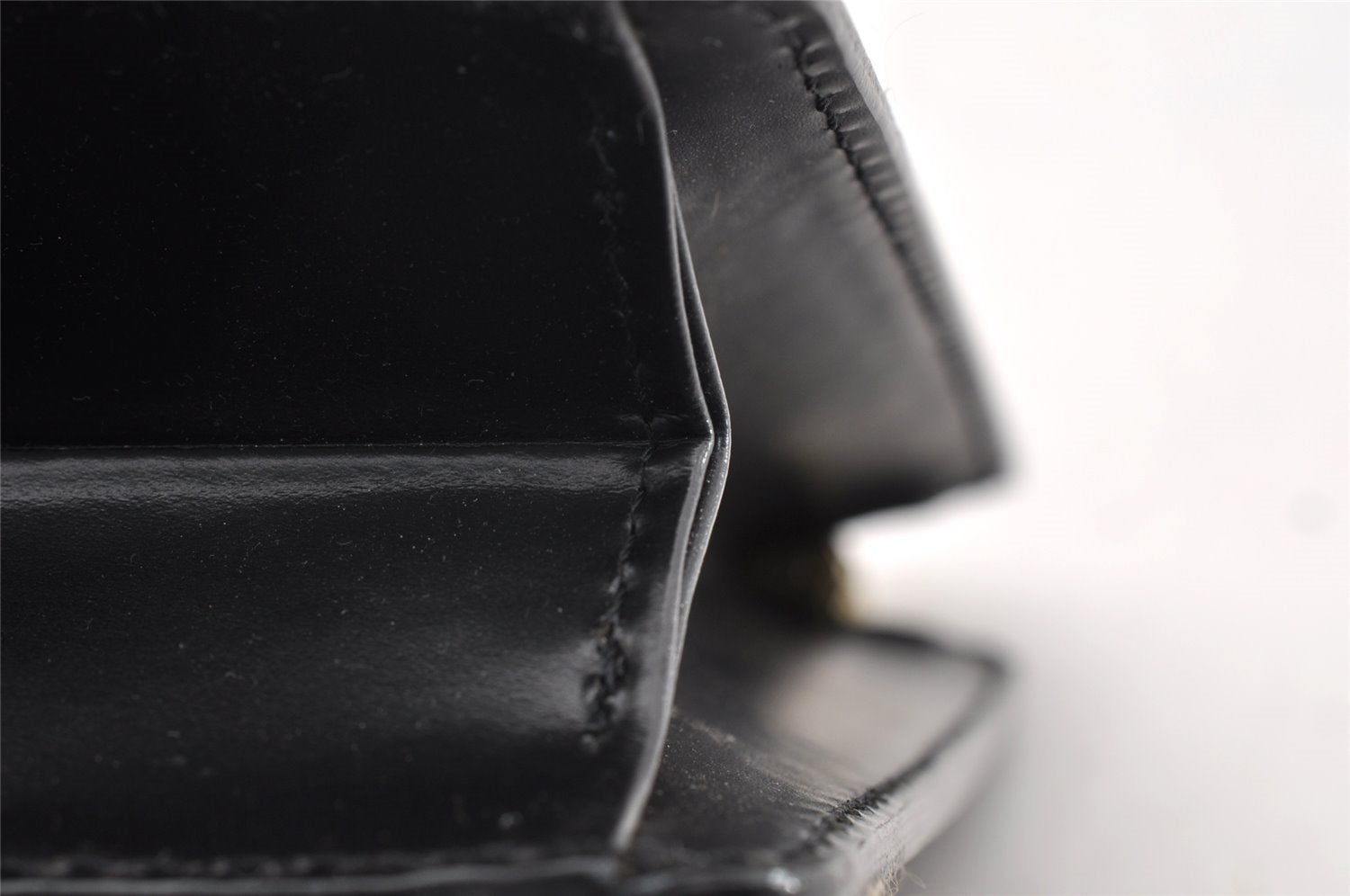 Authentic Louis Vuitton Epi Pochette Homme Clutch Hand Bag Black M52522 LV 9690I