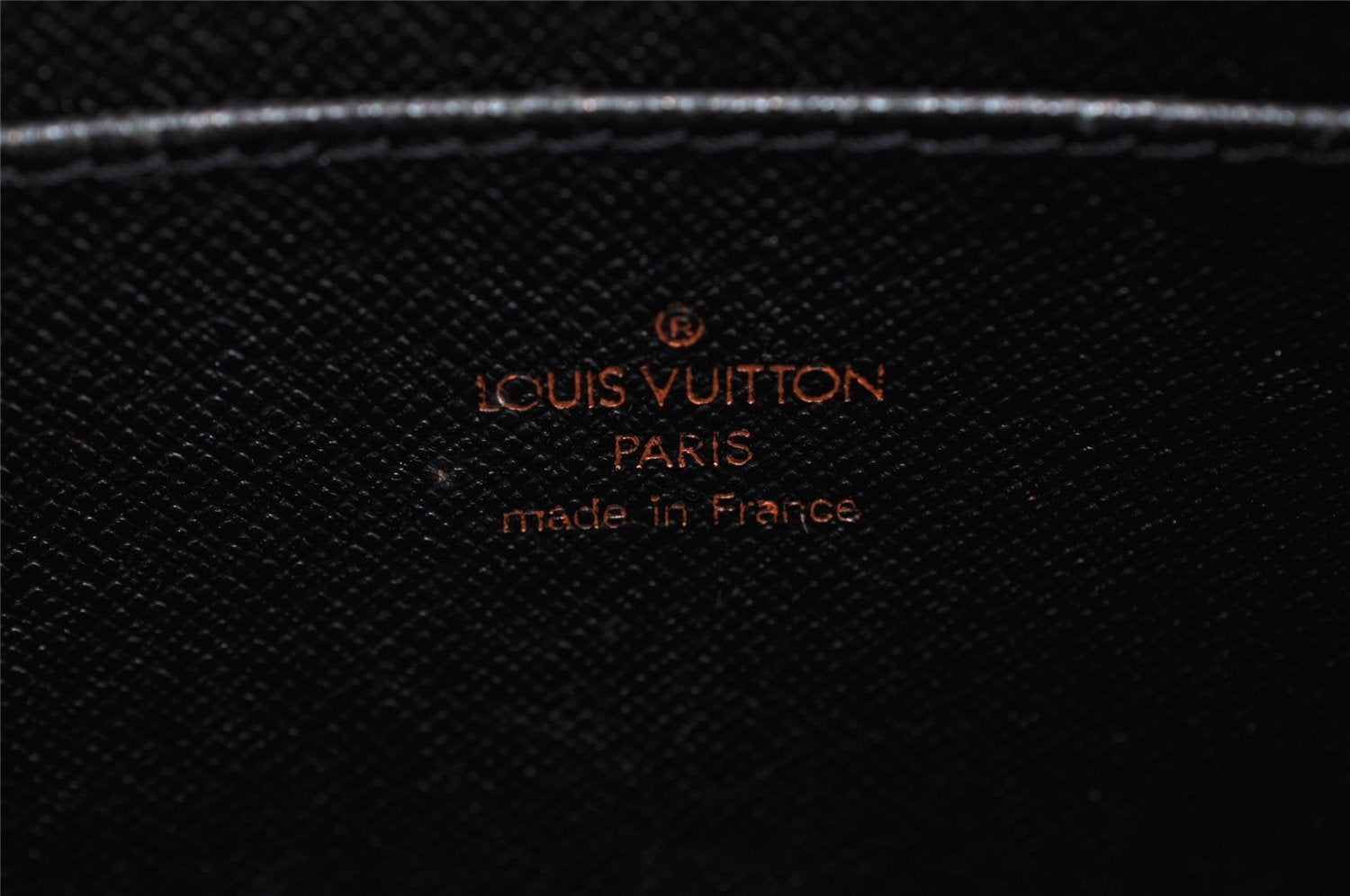 Authentic Louis Vuitton Epi Pochette Homme Clutch Hand Bag Black M52522 LV 9690I