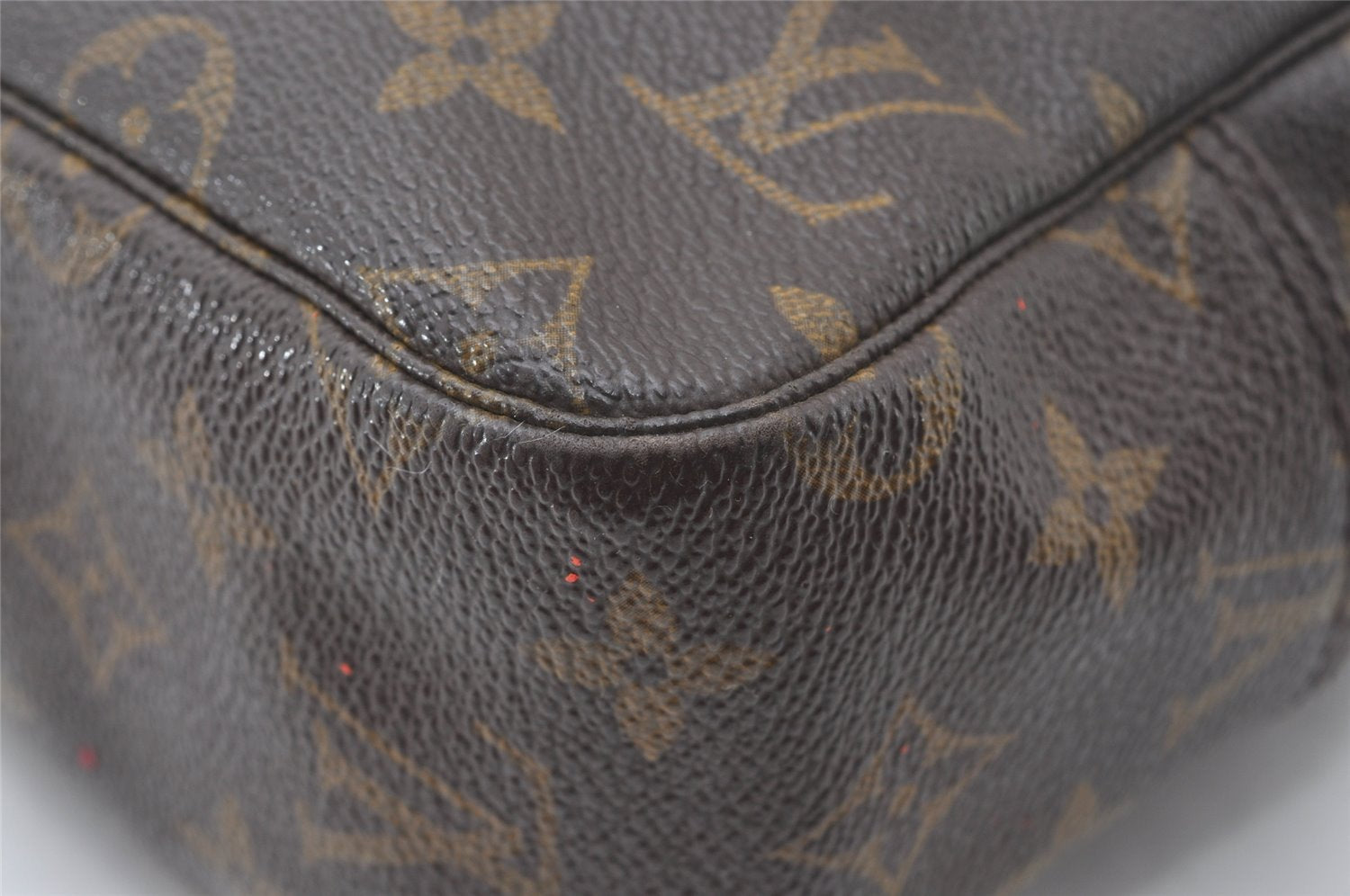 Auth Louis Vuitton Monogram Trousse Toilette 28 Clutch Hand Bag M47522 LV 9691I