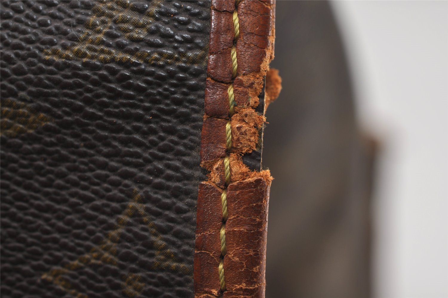 Authentic Louis Vuitton Monogram Beverly 41 M51121 2Way Hand Bag Junk 9693I