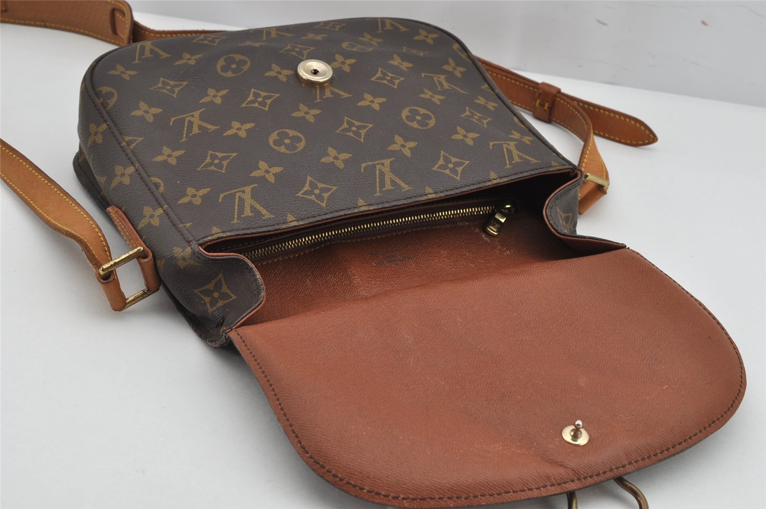 Authentic Louis Vuitton Monogram Saint Cloud GM M51242 Shoulder Cross Bag 9694J