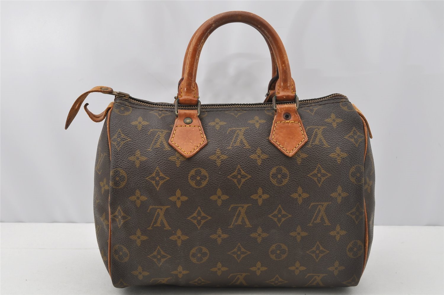 Authentic Louis Vuitton Monogram Speedy 25 Boston Hand Bag M41528 LV 9696I