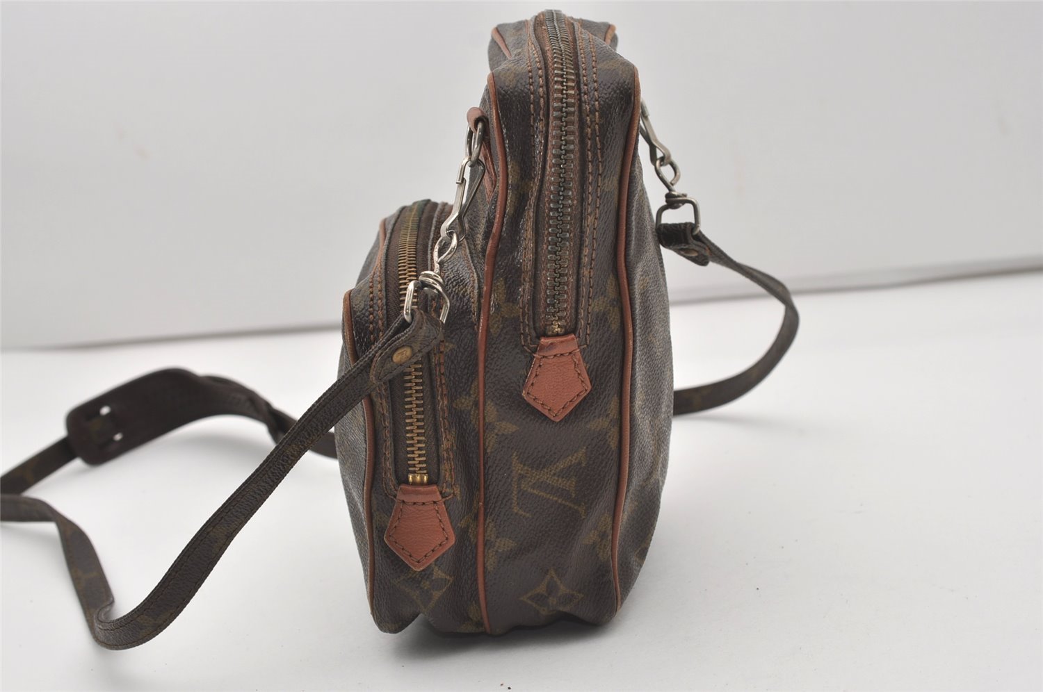 Authentic Louis Vuitton Monogram Amazone Shoulder Cross Body Bag Old Model 9699I