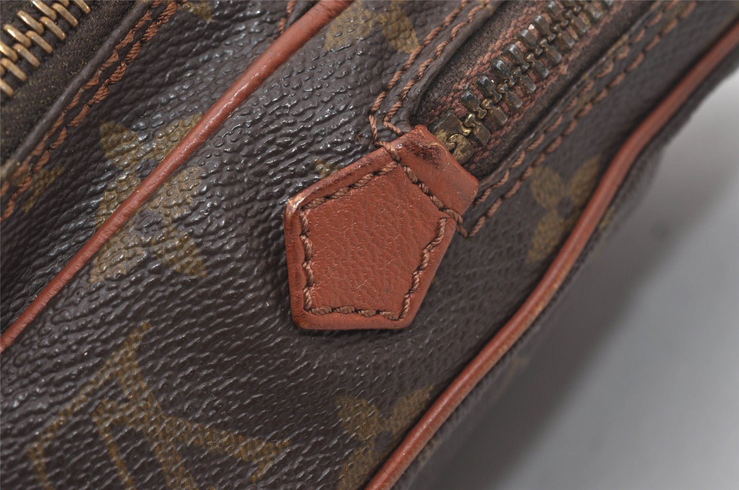 Authentic Louis Vuitton Monogram Amazone Shoulder Cross Body Bag Old Model 9699I