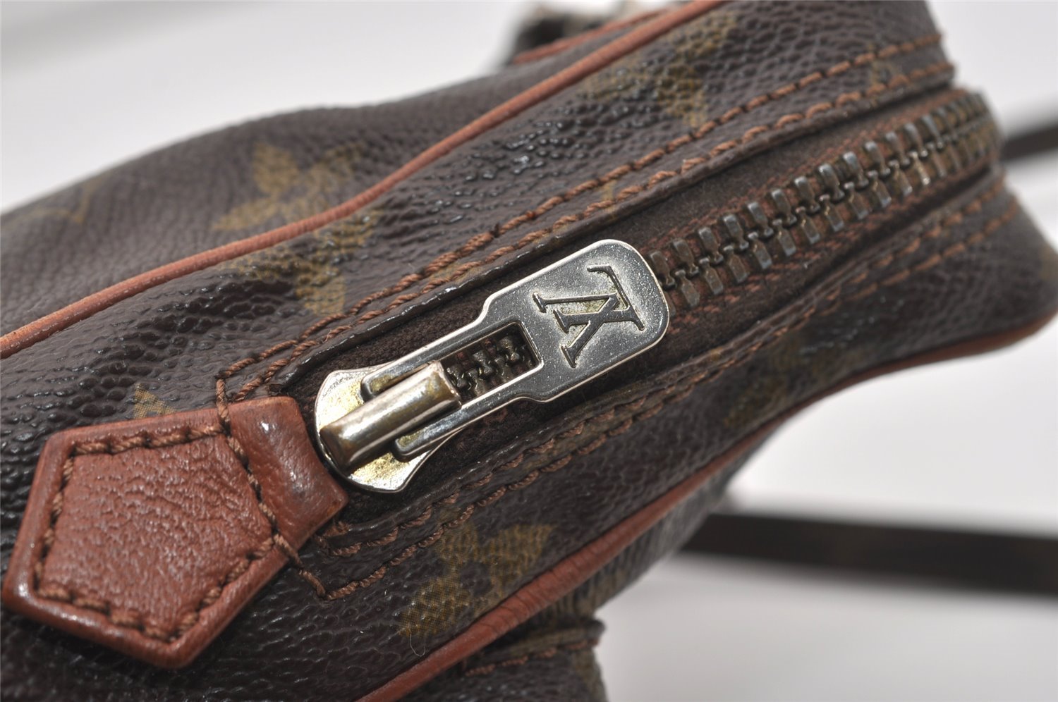 Authentic Louis Vuitton Monogram Amazone Shoulder Cross Body Bag Old Model 9699I