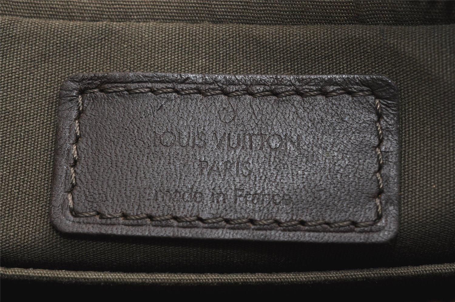 Auth Louis Vuitton Monogram Mini Juliet MM Shoulder Bag Khaki M92418 LV 9708J