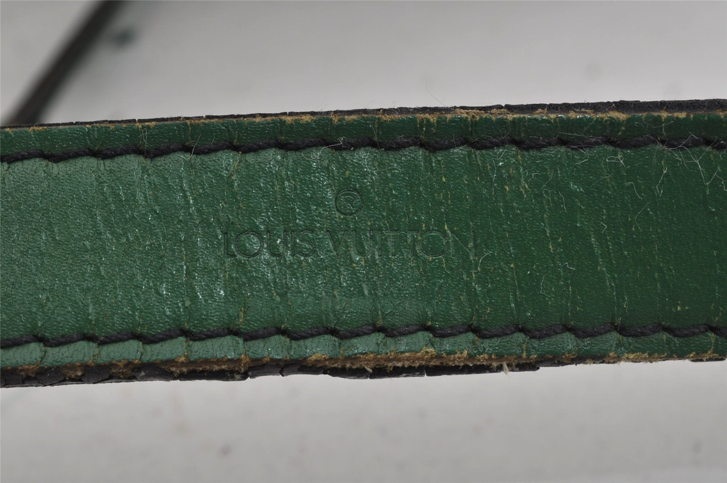 Authentic Louis Vuitton Epi Noe Shoulder Drawstring Bag Green M44004 LV 9720I