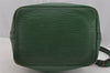 Authentic Louis Vuitton Epi Noe Shoulder Drawstring Bag Green M44004 LV 9720I