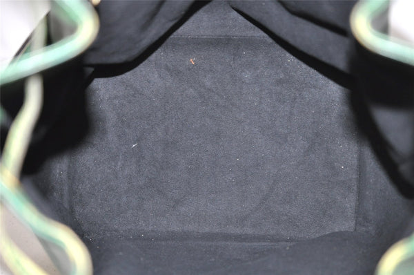 Authentic Louis Vuitton Epi Noe Shoulder Drawstring Bag Green M44004 LV 9720I