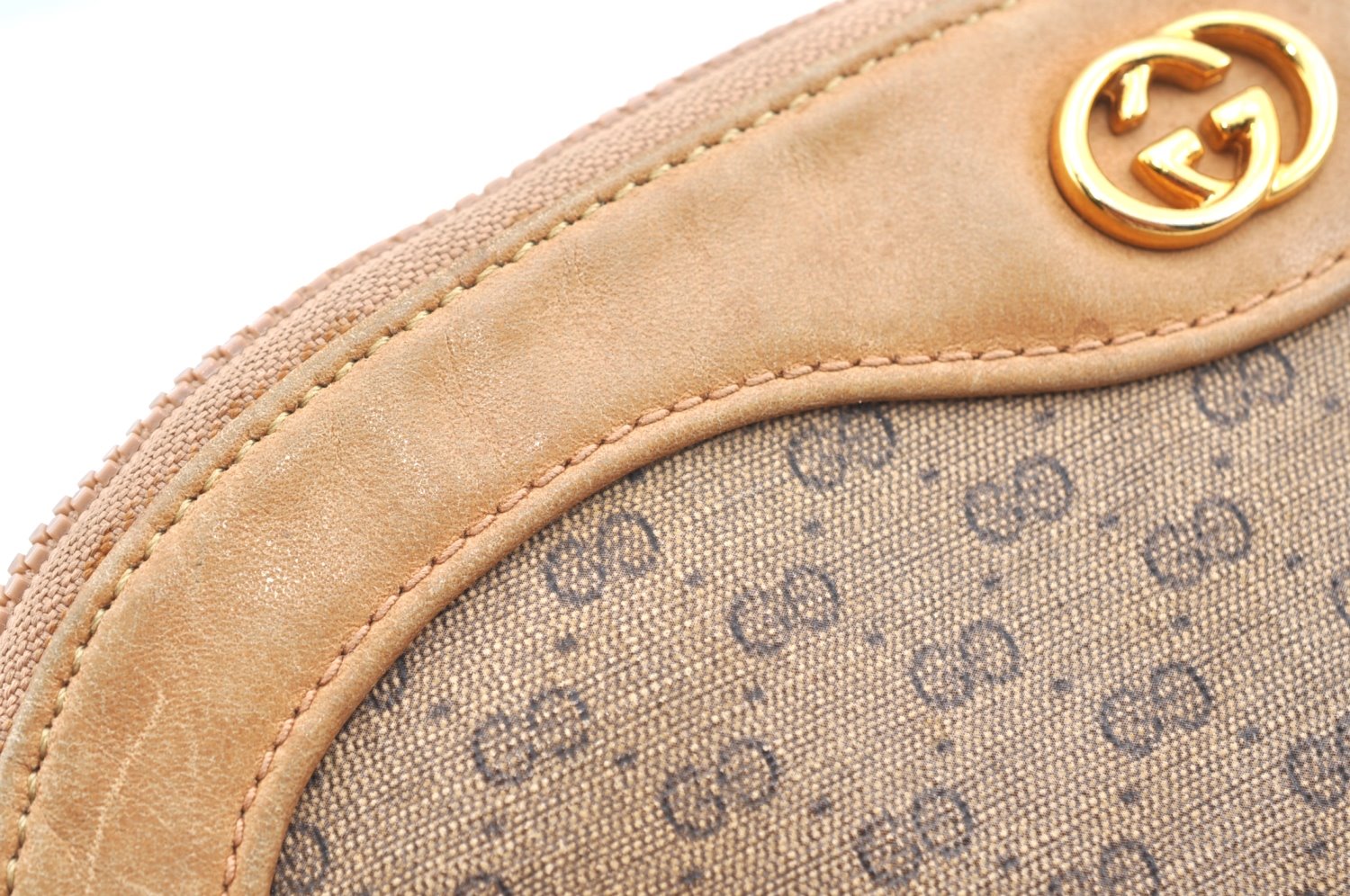 Authentic GUCCI Vintage Micro GG PVC Leather Shoulder Bag Purse Brown Junk 9722G