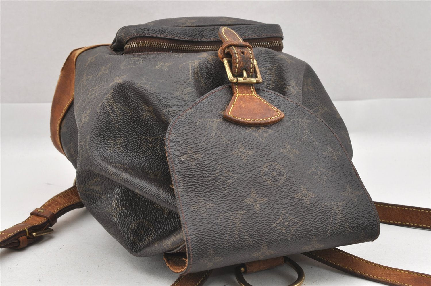 Authentic Louis Vuitton Monogram Montsouris MM Backpack M51136 LV 9726I