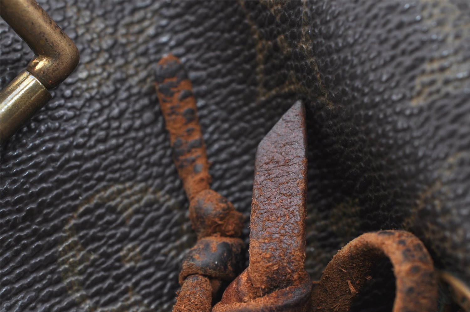 Authentic Louis Vuitton Monogram Montsouris MM Backpack M51136 LV 9726I