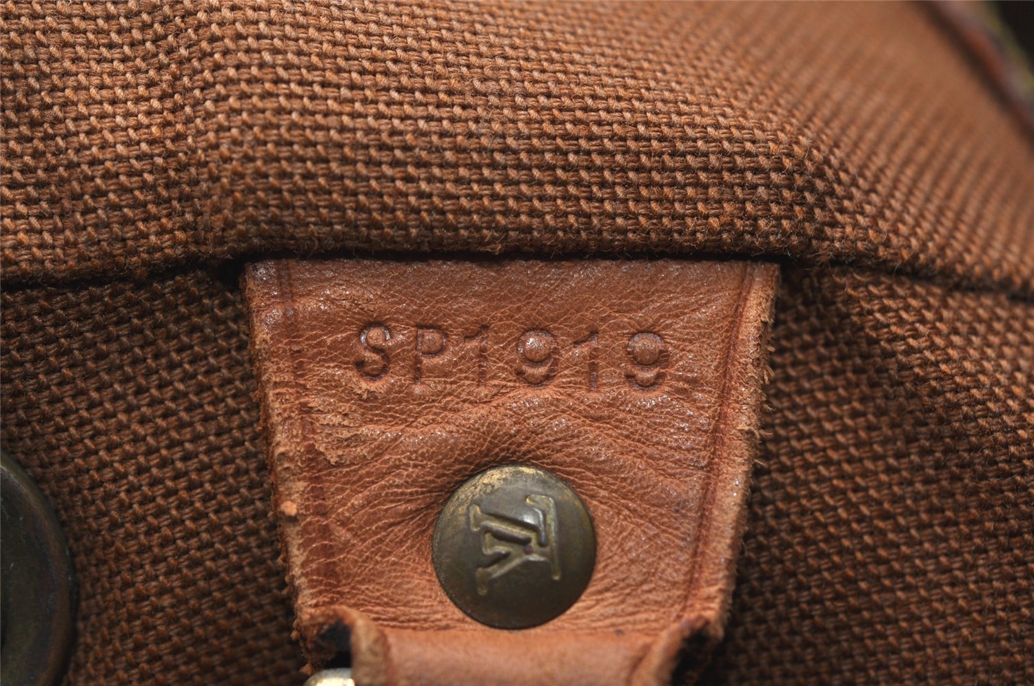 Authentic Louis Vuitton Monogram Montsouris MM Backpack M51136 LV 9726I