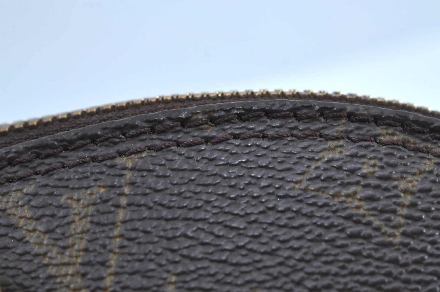 Authentic Louis Vuitton Monogram Alma Hand Bag Purse M51130 LV 9729H