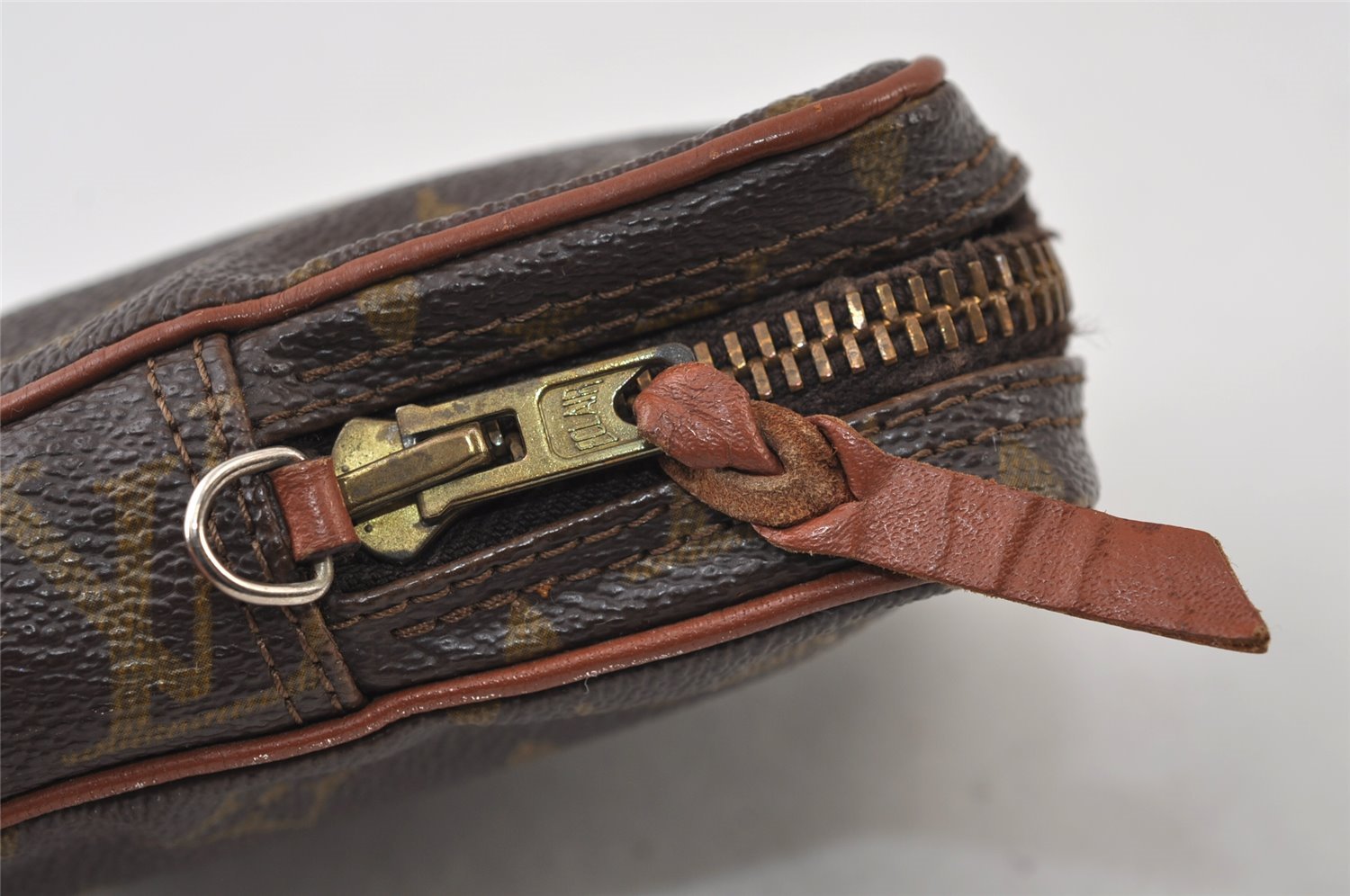 Auth Louis Vuitton Monogram Mini Poche Danube Shoulder Bag Old Model Junk 9729I