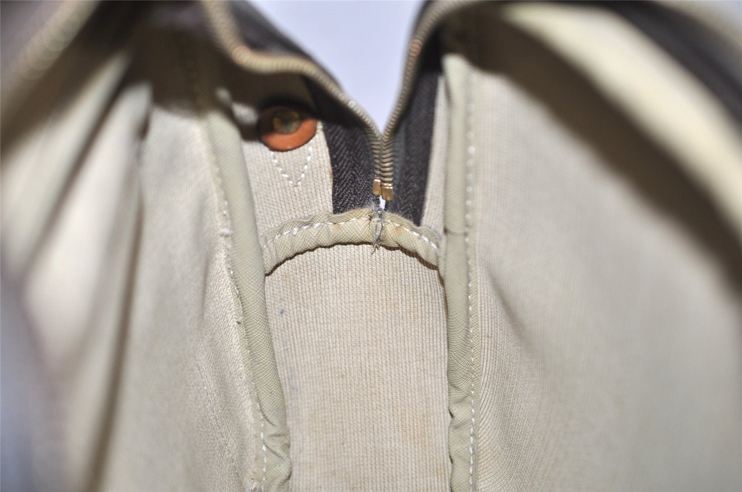 Authentic Louis Vuitton Monogram Reporter PM Shoulder Bag M45254 Junk 9730I