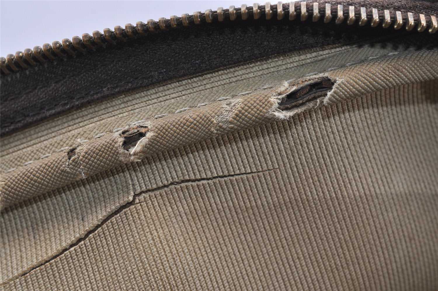 Authentic Louis Vuitton Monogram Reporter PM Shoulder Bag M45254 Junk 9730I