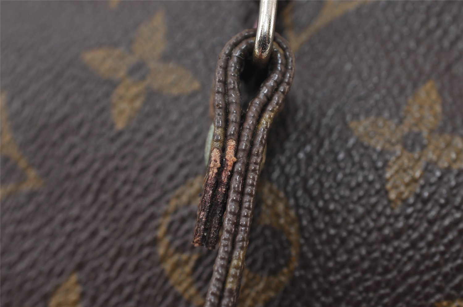 Auth Louis Vuitton Monogram Mini Poche Danube Shoulder Cross Bag Old Model 9731I