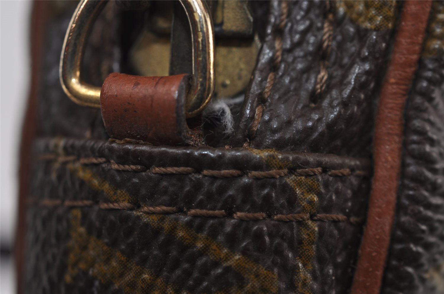 Auth Louis Vuitton Monogram Mini Poche Danube Shoulder Cross Bag Old Model 9731I