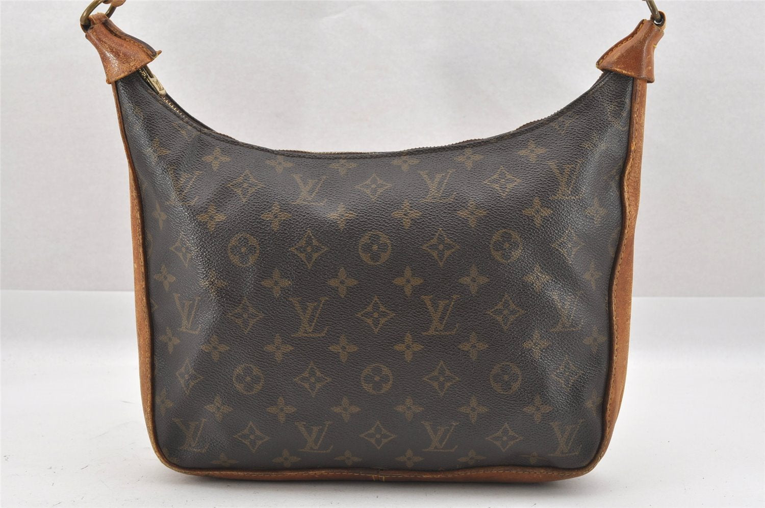 Authentic Louis Vuitton Monogram Boulogne 30 Shoulder Cross Bag Old Model 9732I