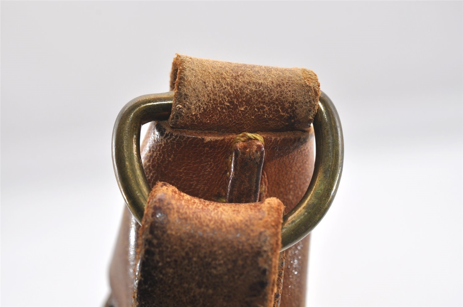 Authentic Louis Vuitton Monogram Boulogne 30 Shoulder Cross Bag Old Model 9732I