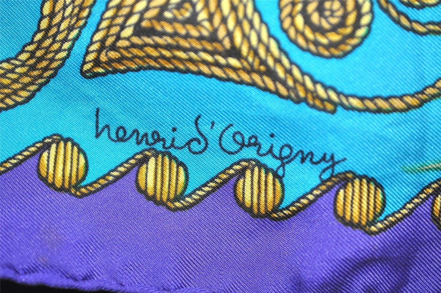 Authentic HERMES Carre 90 Scarf 