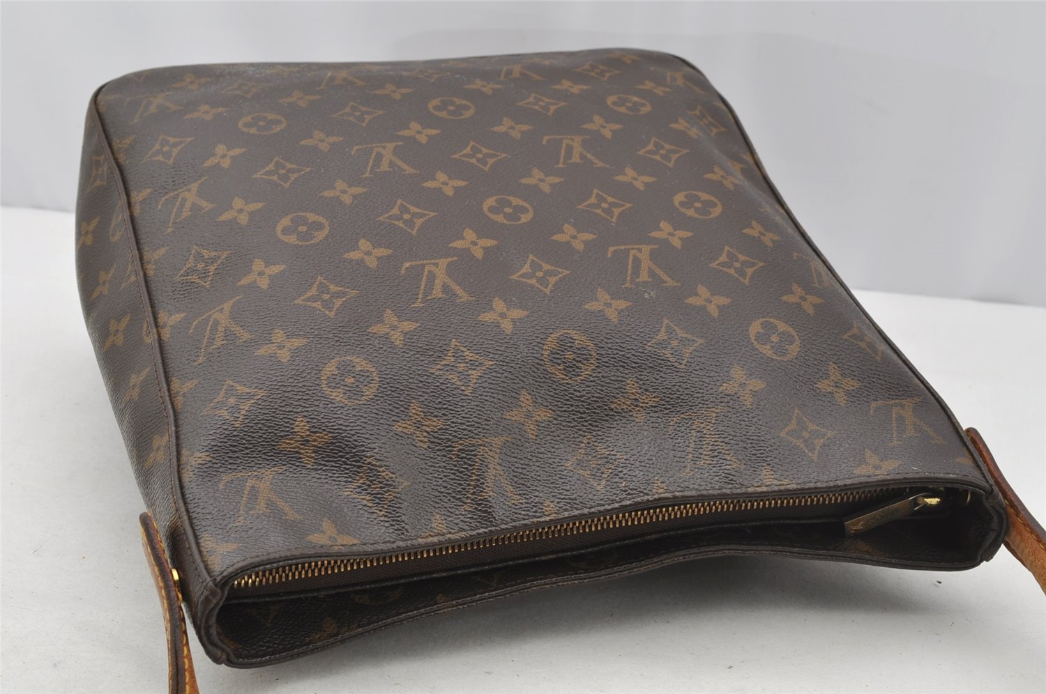 Authentic Louis Vuitton Monogram Looping GM Shoulder Bag M51145 LV 9736I
