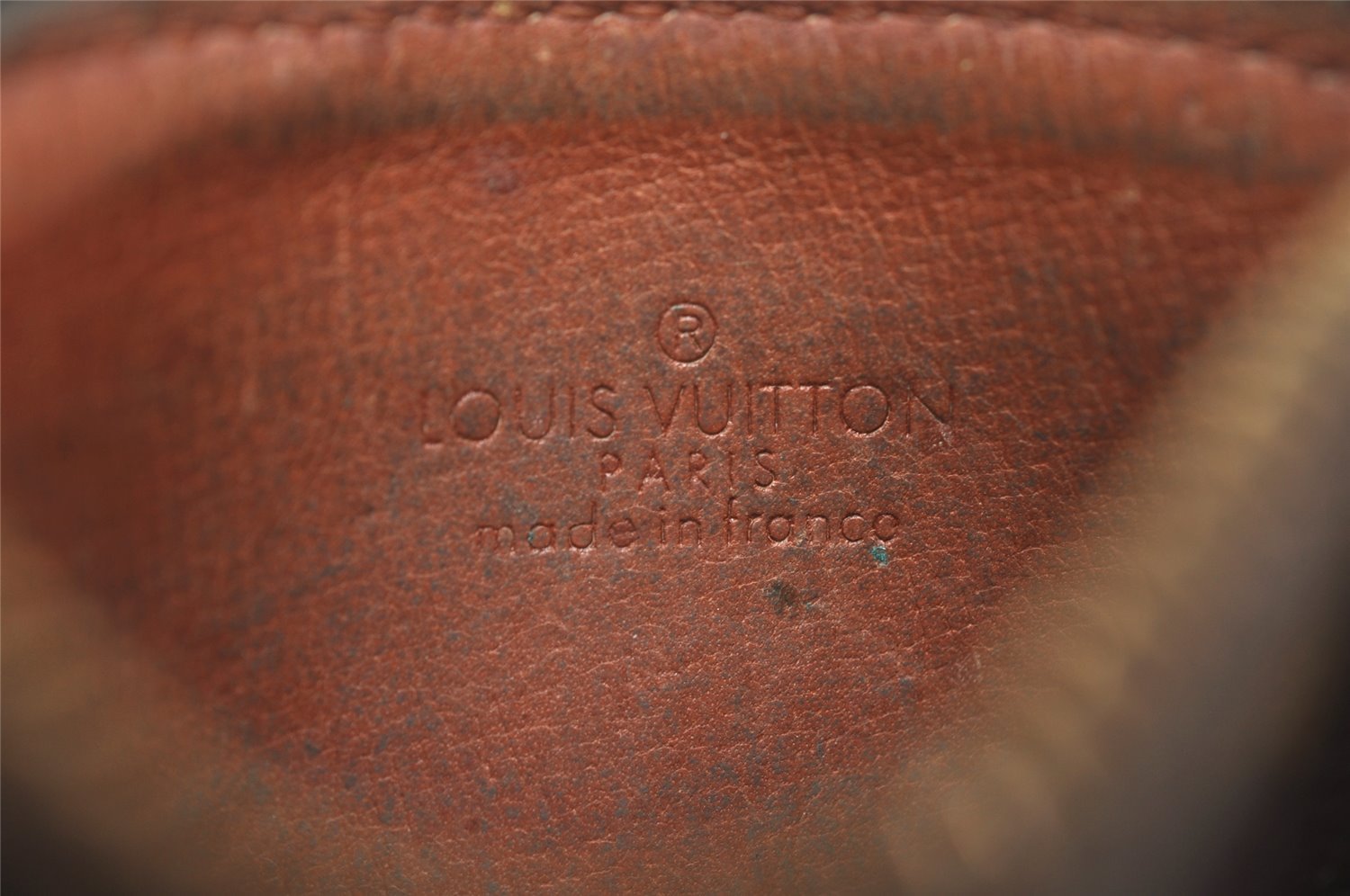 Authentic Louis Vuitton Monogram Etui Clepia Key Case M62690 LV 9736J