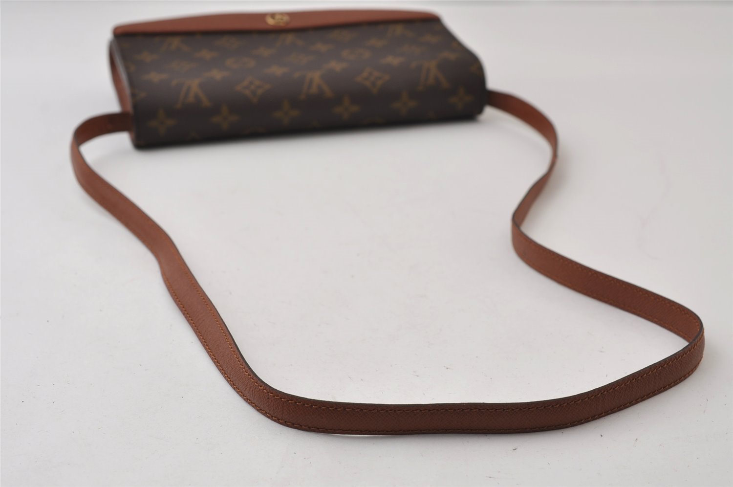 Authentic Louis Vuitton Monogram Bordeaux M51798 2Way Shoulder Clutch Bag 9745I
