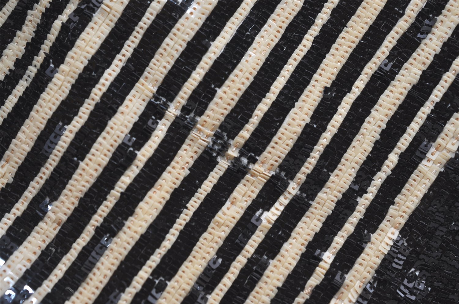 Authentic GUCCI Vintage Shoulder Hand Bag Purse Spangle Enamel Black White 9746J