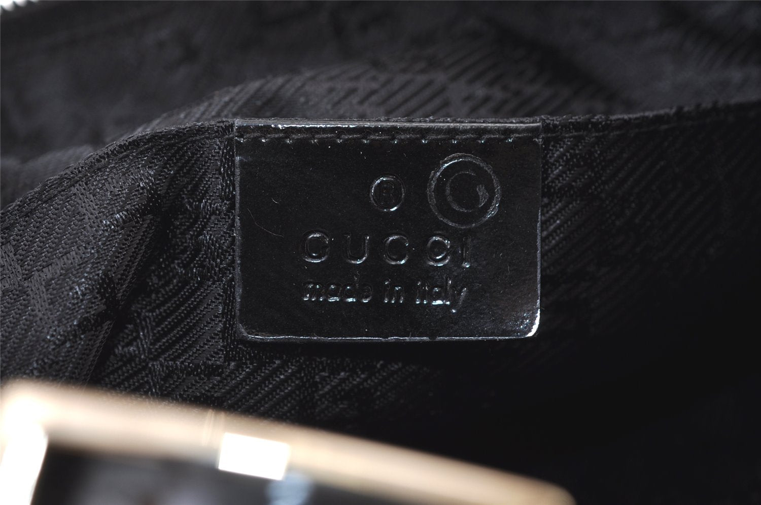 Authentic GUCCI Vintage Shoulder Hand Bag Purse Spangle Enamel Black White 9746J