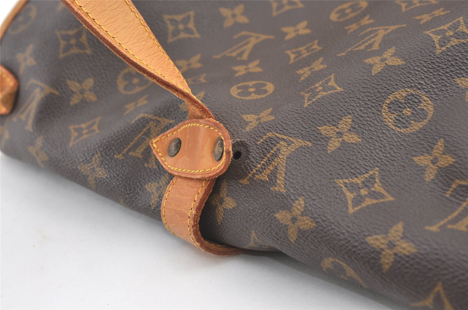 Authentic Louis Vuitton Monogram Saumur 35 Shoulder Cross Bag M42254 LV 9747J