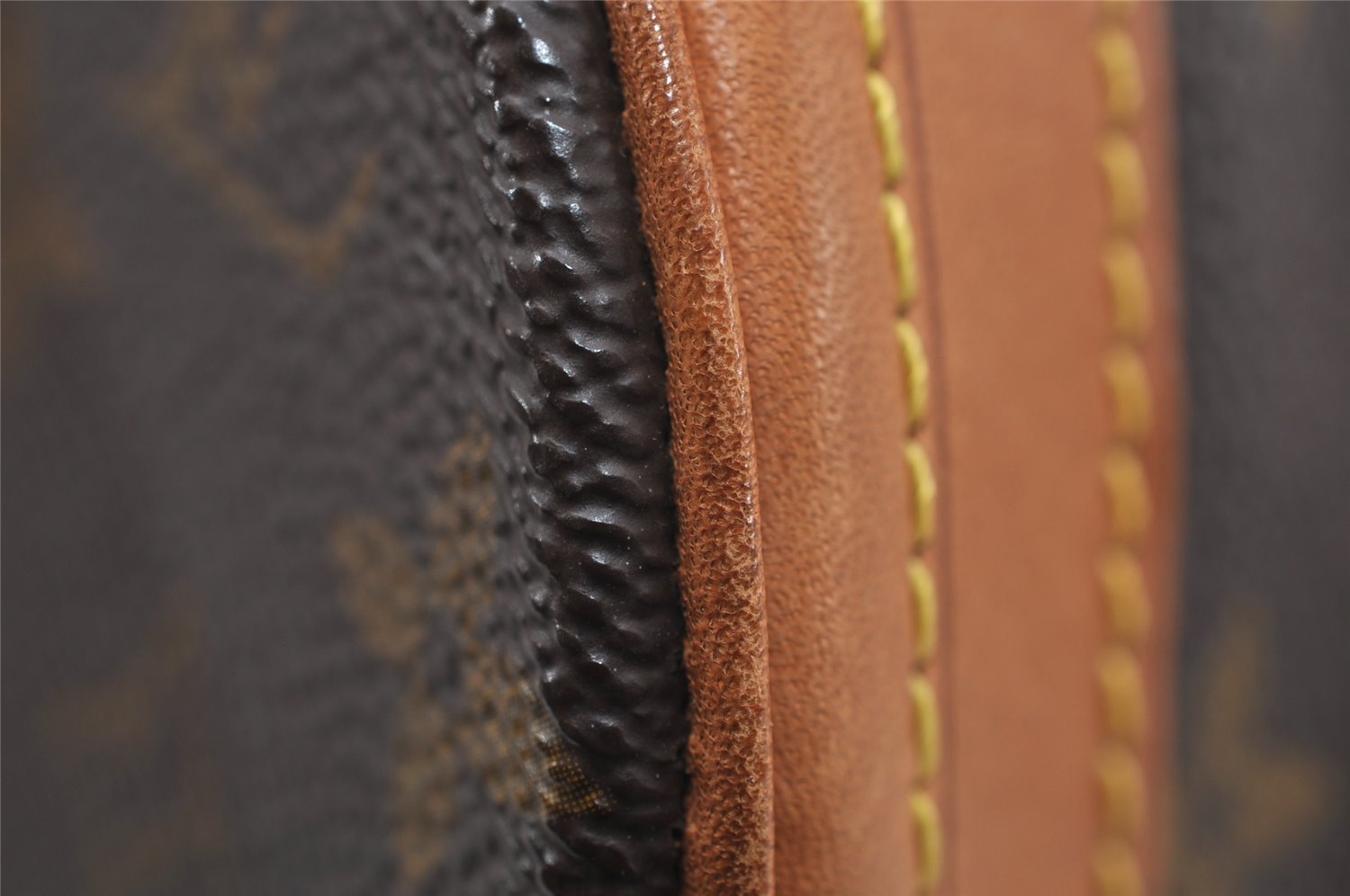 Authentic Louis Vuitton Monogram Bucket PM Shoulder Tote Bag M42238 LV 9748I