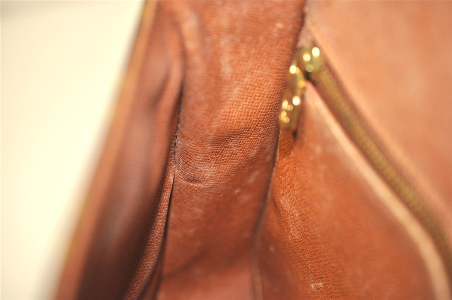 Authentic Louis Vuitton Monogram Saint Cloud GM M51242 Shoulder Cross Bag 9750I